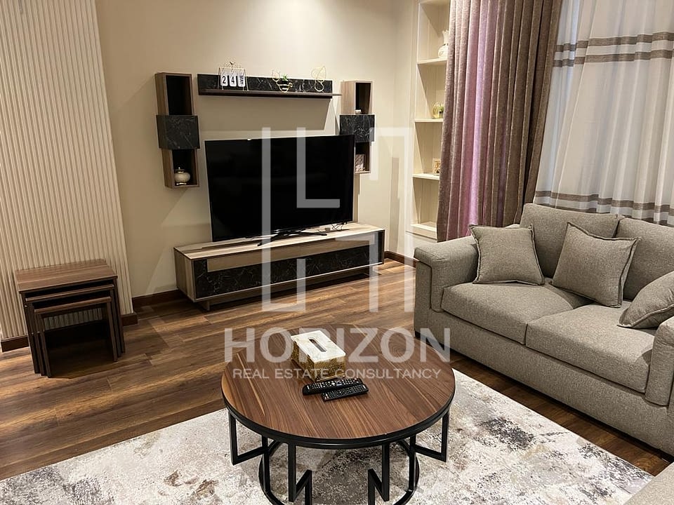 ستوديو للإيجار فى كمبوند فيلدج جيت  | Horizon Estate