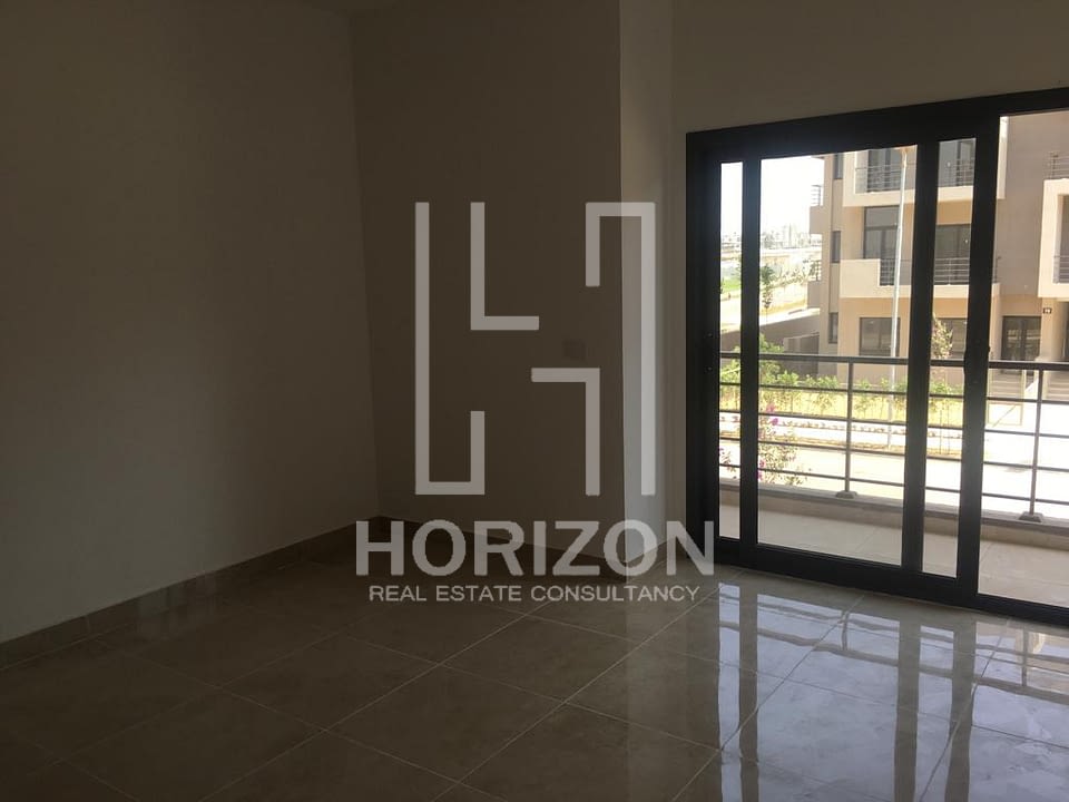 Apartment for rent in Compound Fifth Square Al Marasem كمبوند فيفث سكوير المراسم