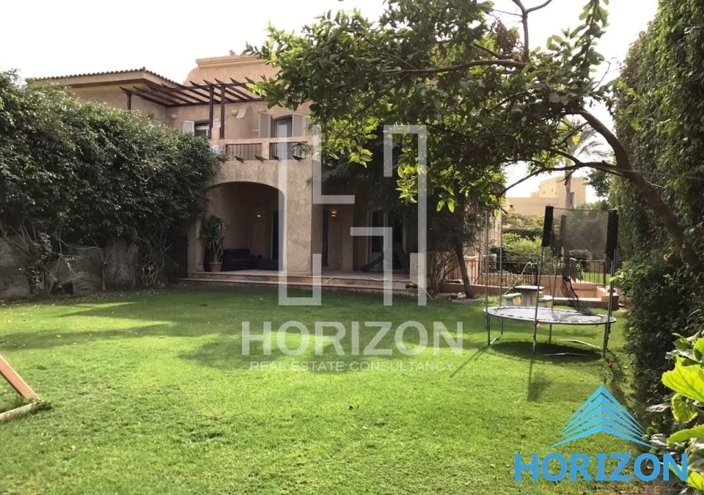 Twin house for rent in El Gezira compound Green Park New Cairo