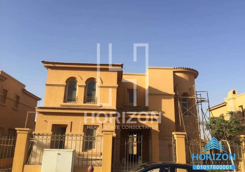 Amazing villa for sale in Gardenia Springs New Cairo