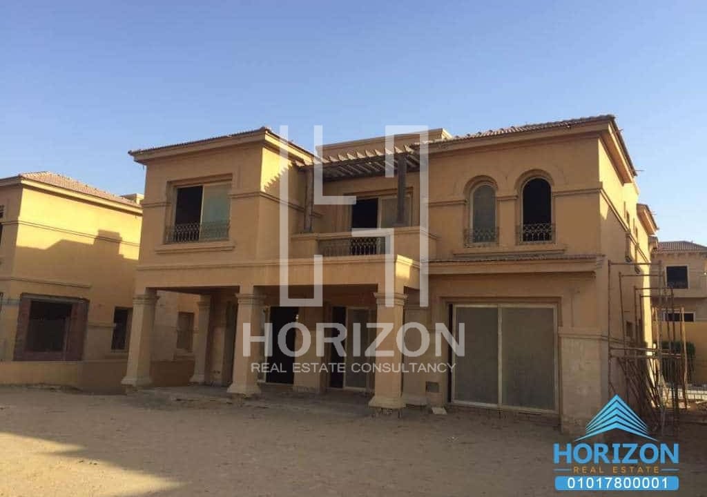 villa for sale in Gardenia Springs New Cairo