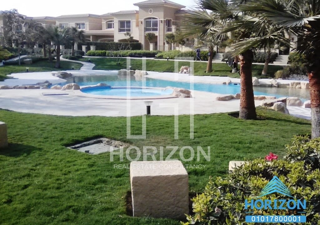 Villa for sale in Stone Park New Cairo