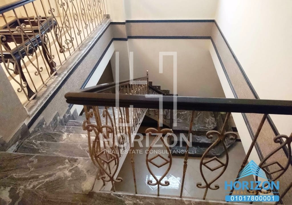 Duplex with garden for rent in West Arabella New Cairo
