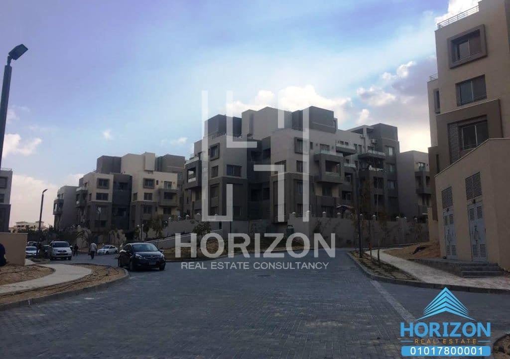 Studio for rent in Village gate Palm Hills