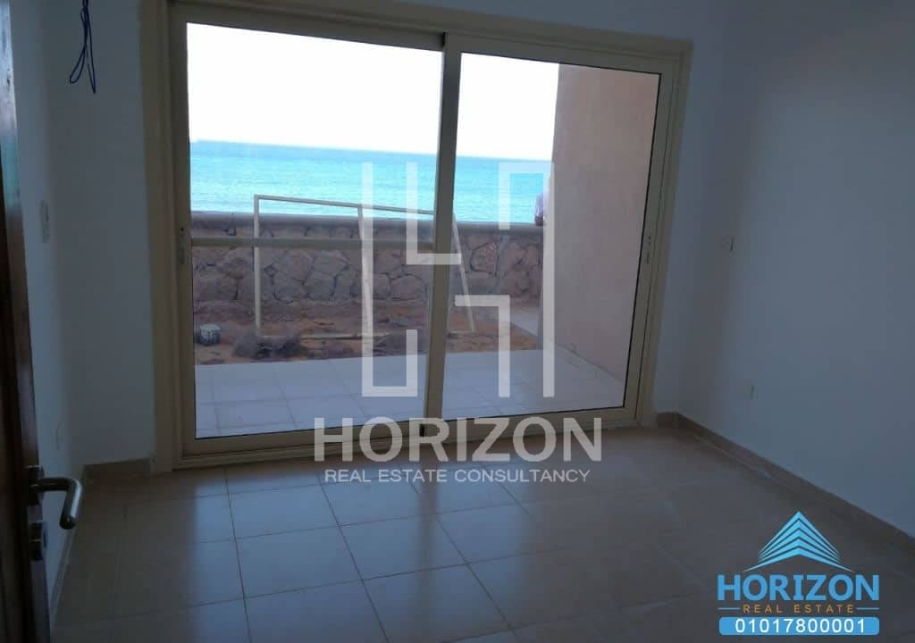 Chalet in Stella Sea View El Ain El Sokhna