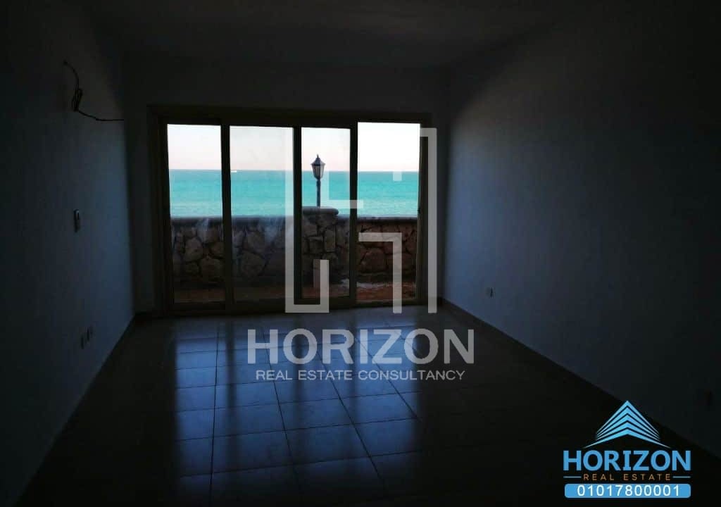 Chalet in Stella Sea View El Ain El Sokhna