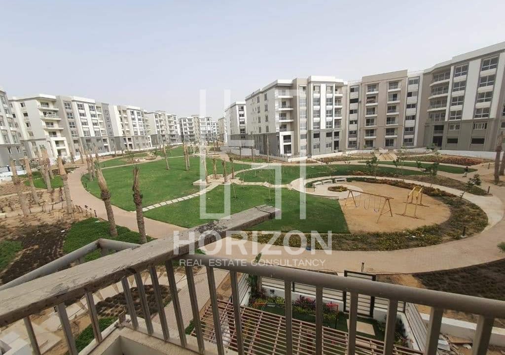 شقة للبيع هايد بارك