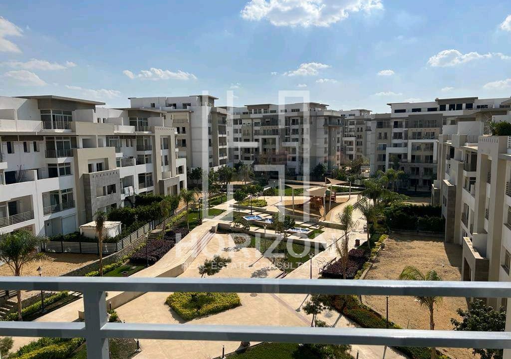 Apartment with garden for sale in Hyde Park New Cairo