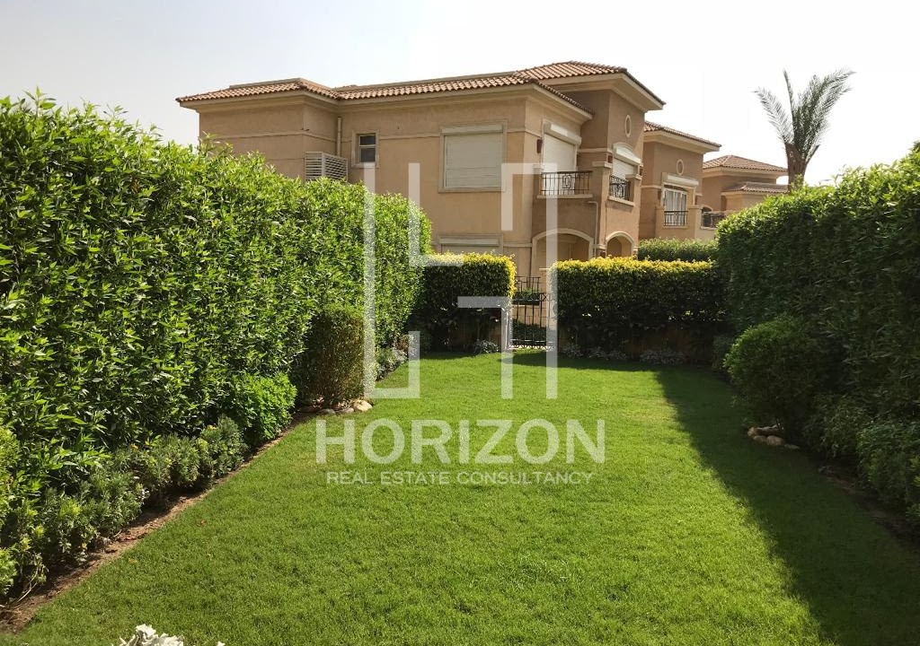 تاون هاوس للإيجار في كمبوند ستون بارك القاهرة الجديدة