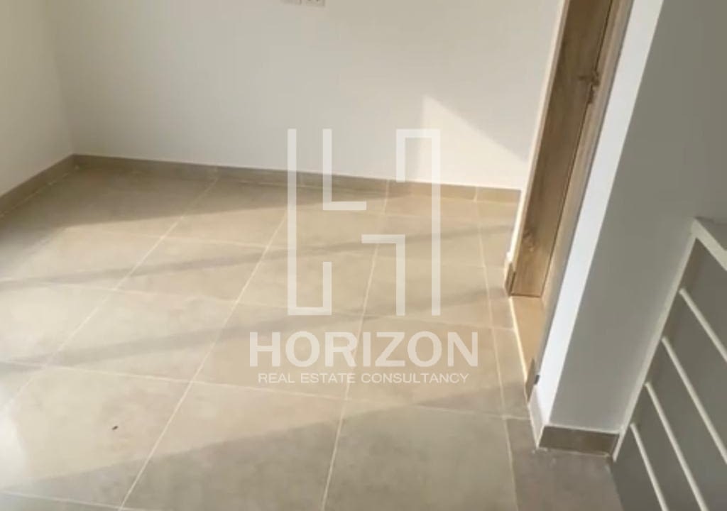 بنتهاوس رووف للإيجار فى كمبوند فيفث سكويرالمراسم القاهرة الجديدة