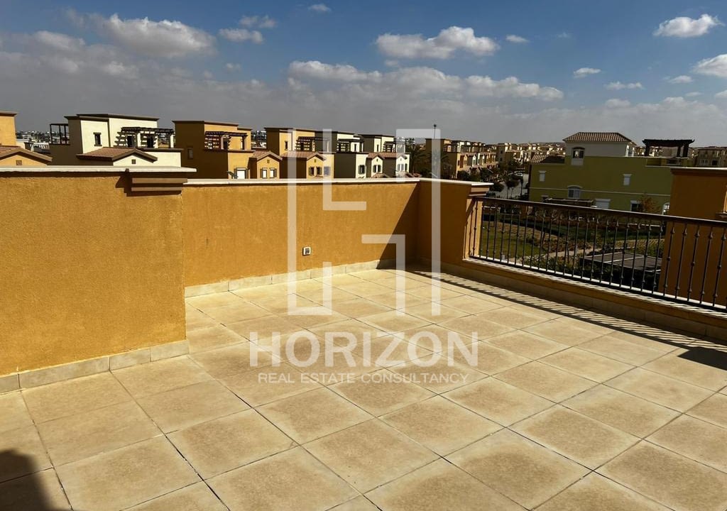 فيلا مستقلة للإيجار في كمبوند ميفيدا القاهرة الجديدة