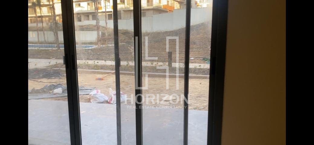 شقة للايجار في كمبوند فيليت سكاي كوندوز التجمع القاهرة الجديدة