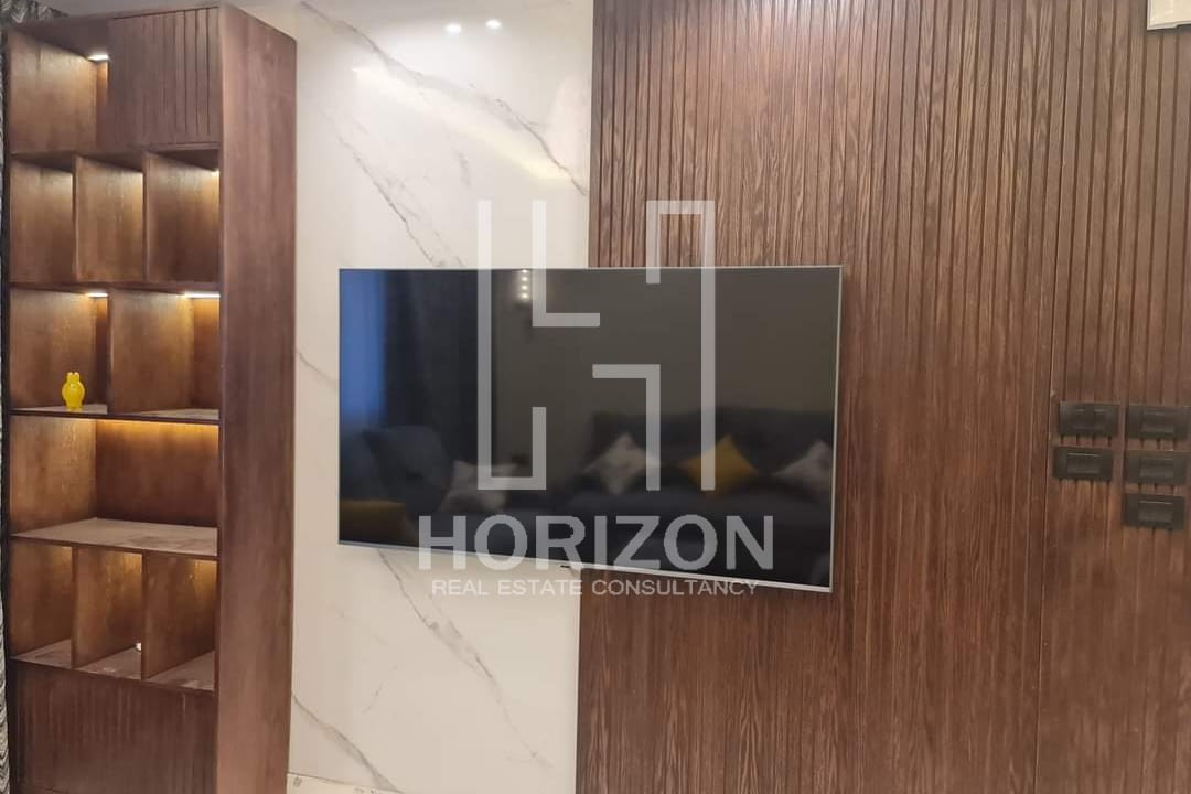 شقة للايجار فى كمبوند ماونتن فيو هايد بارك القاهرة الجديدة