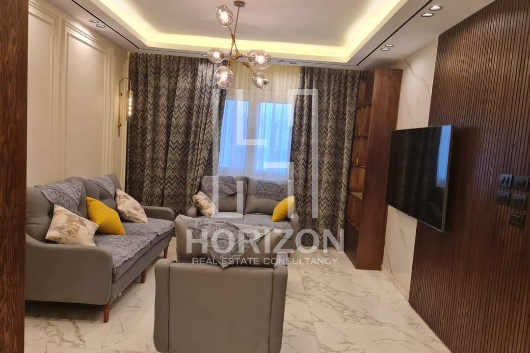 شقة للايجار فى كمبوند ماونتن فيو هايد بارك القاهرة الجديدة