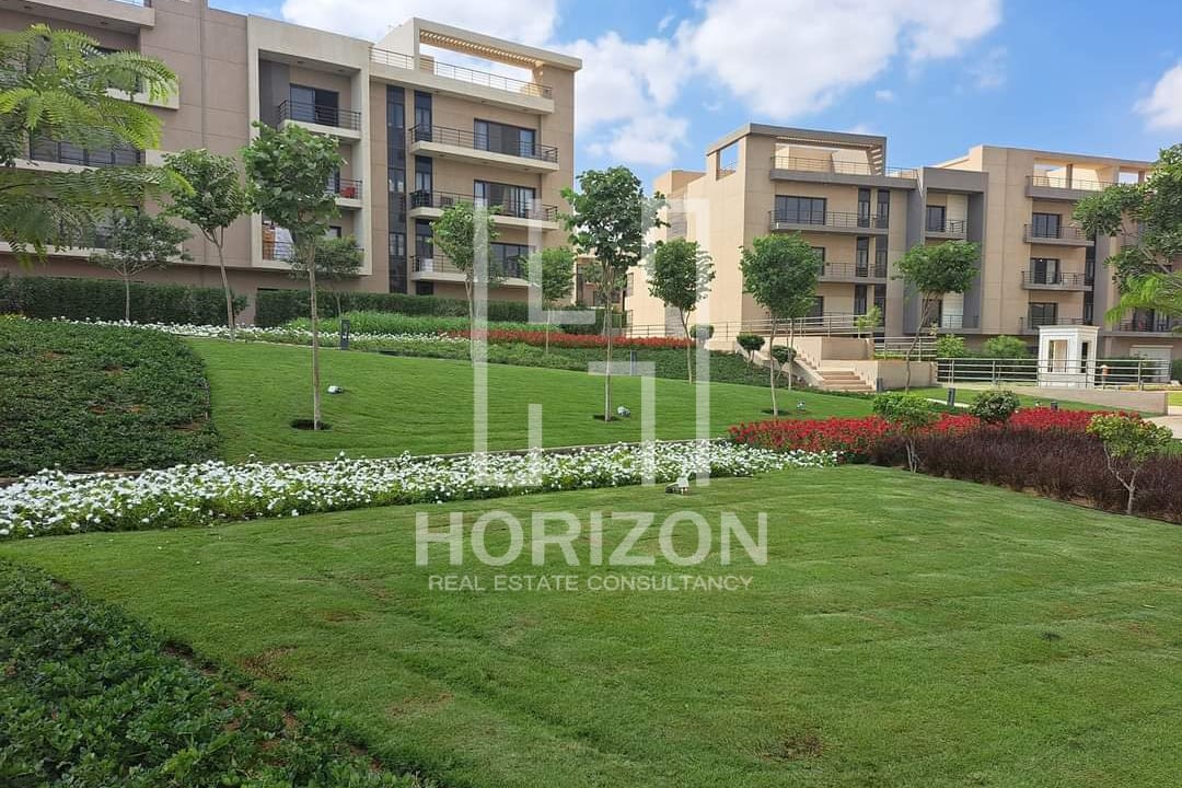 Fifth Square AlMarasem