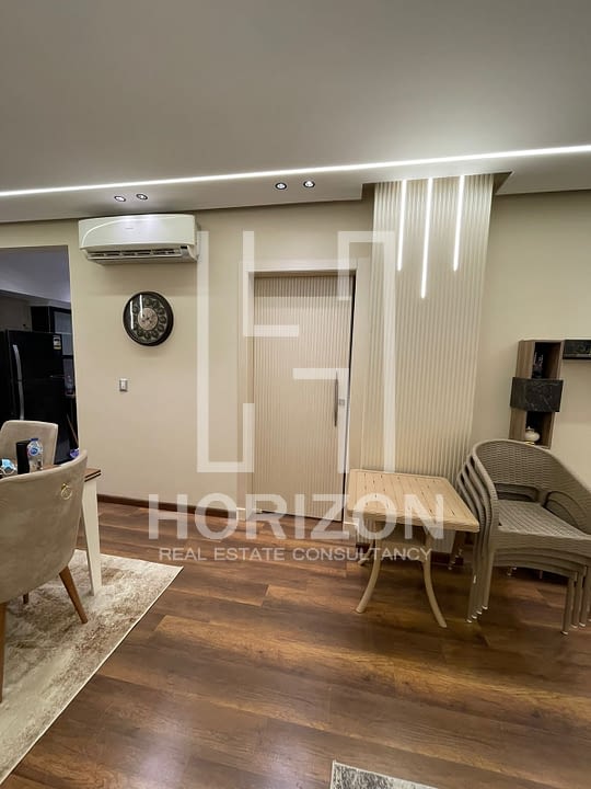 ستوديو للإيجار فى كمبوند فيلدج جيت  | Horizon Estate