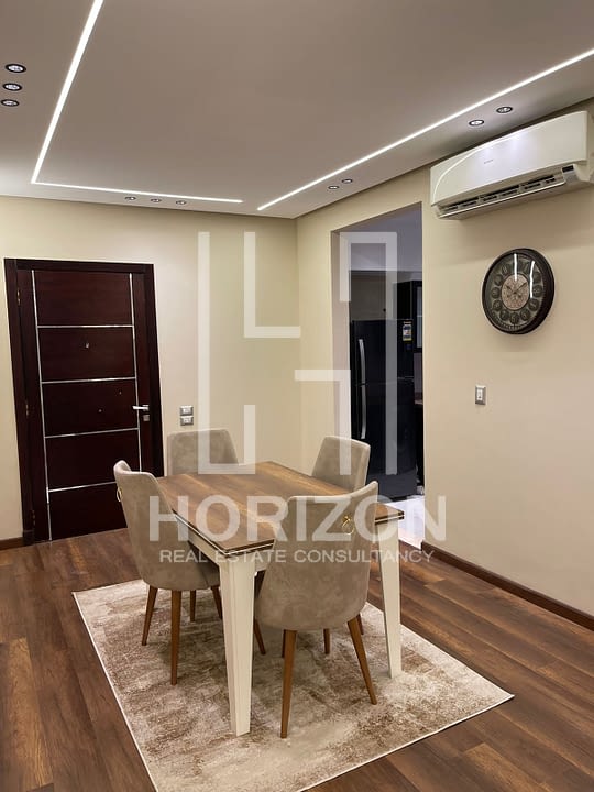 ستوديو للإيجار فى كمبوند فيلدج جيت  | Horizon Estate