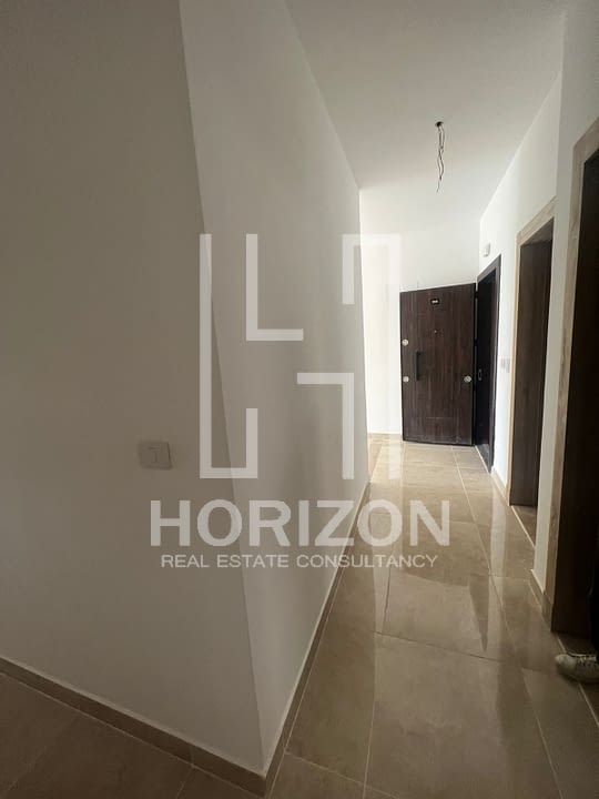 Rent or sale in Compound Fifth Square Al Marasem كمبوند فيفث سكوير المراسم