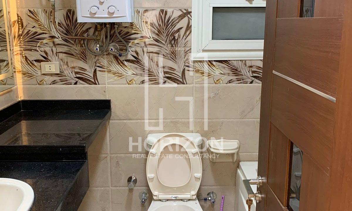 للايجار شقة فى ذا سكوير صبور | هورايزن استيت