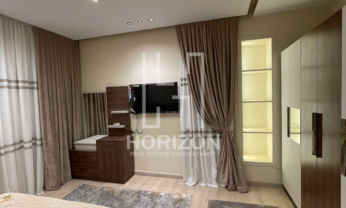 ستوديو للإيجار فى كمبوند فيلدج جيت | Horizon Estate