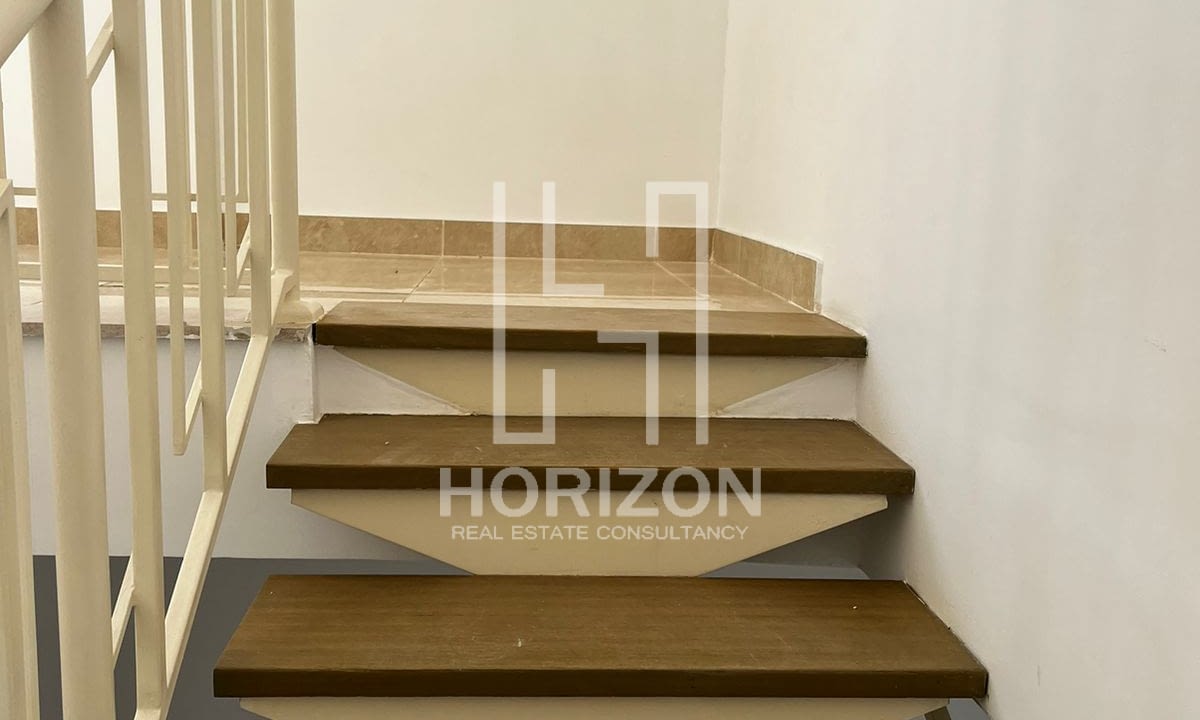 كمبوند فيفث سكوير المراسم