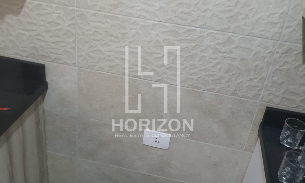 شقة للبيع فى كمبوند فيفث سكوير المراسم