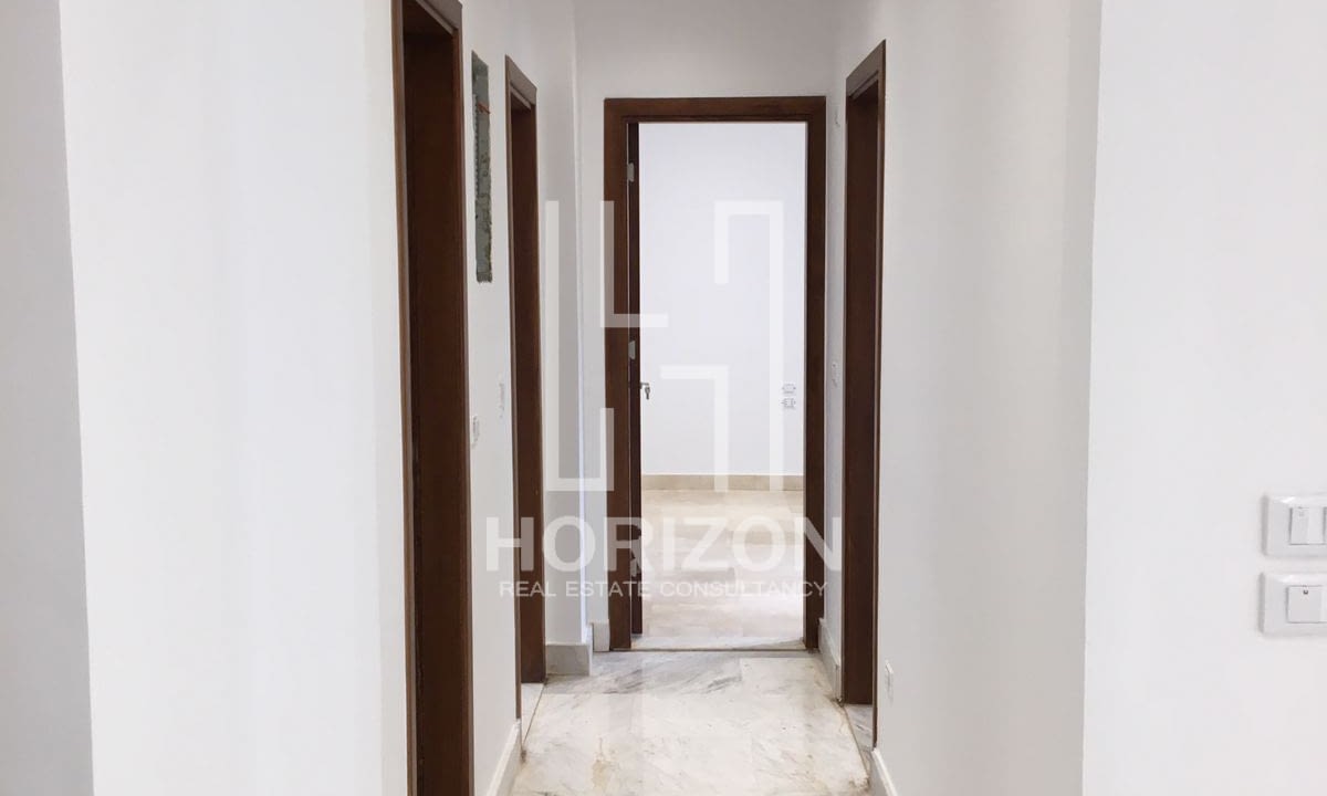 شقة للايجار فى كمبوند ماونتن فيو اي سيتي التجمع الخامس القاهرة الجديدة