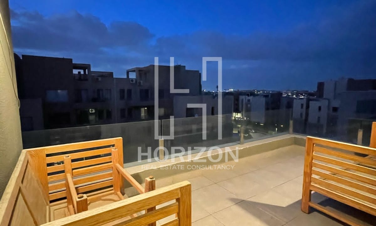 بنتهاوس للإيجار فيلدج جيت بالم هيلز التجمع الخامس القاهرة الجديدة