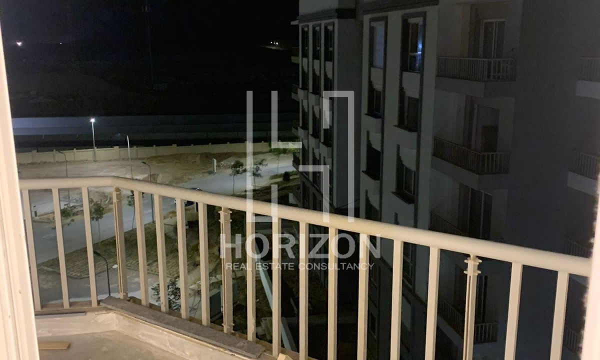 شقة في كمبوند هايد بارك القاهرة الجديدة