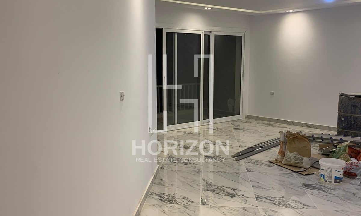 شقة في كمبوند هايد بارك القاهرة الجديدة