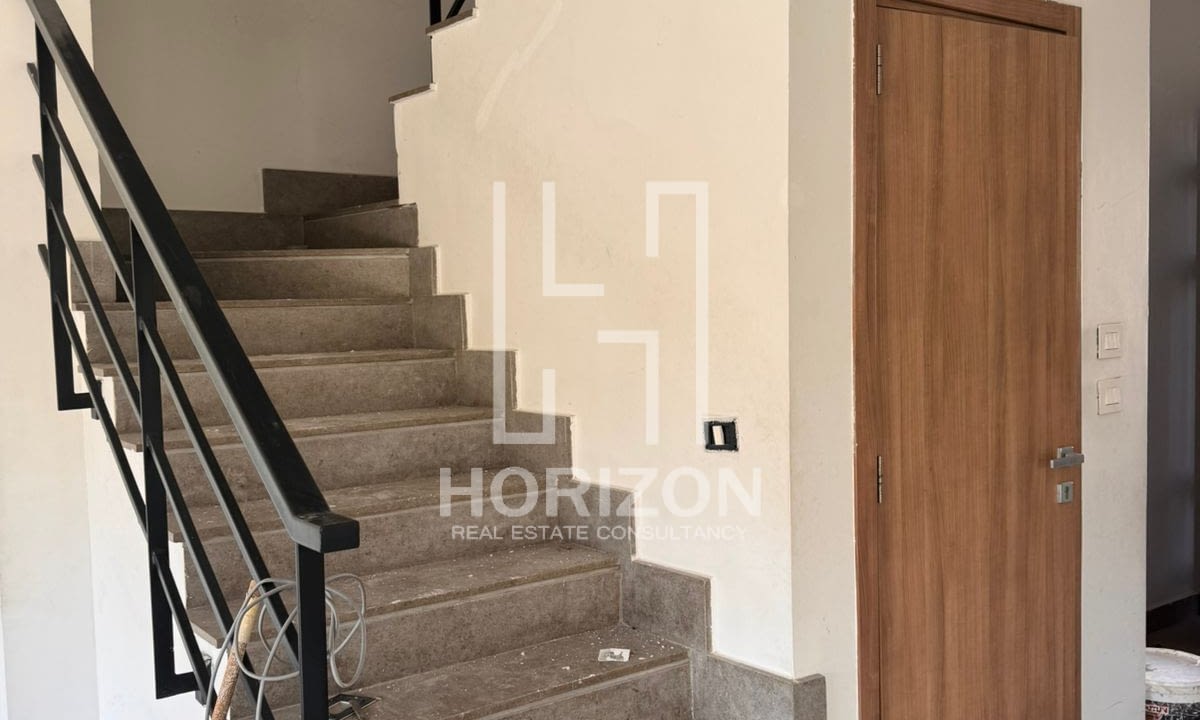 دوبلكس بحديقه للإيجار بكمبوند البروج