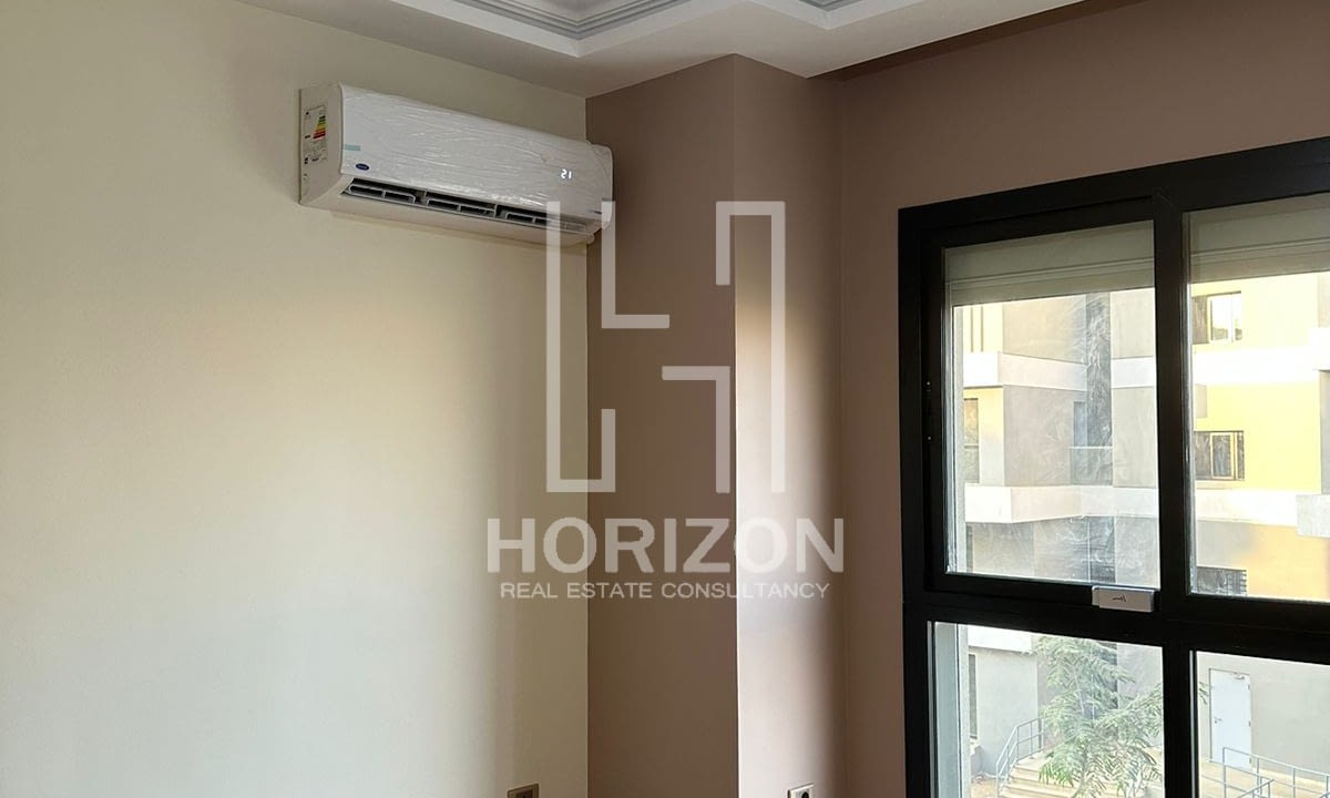 شقة للإيجار في كمبوند فيليت سكاي كوندوز القاهرة الجديدة