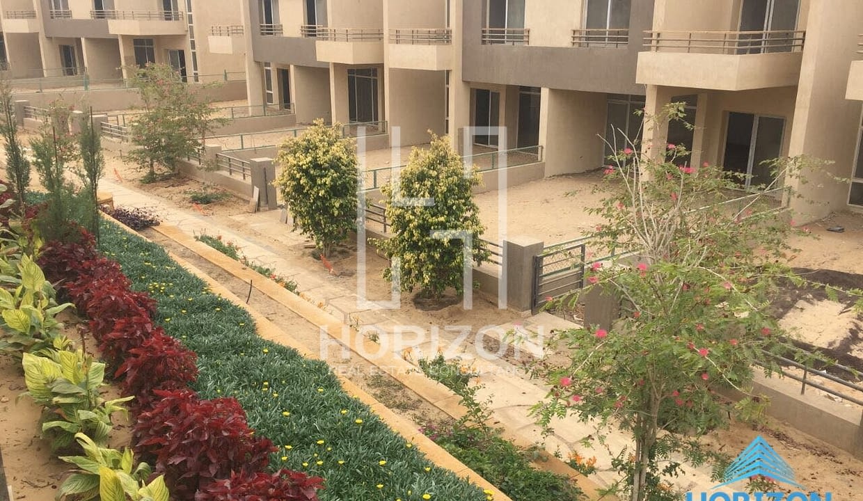 Townhouse middle in The Square New Cairo