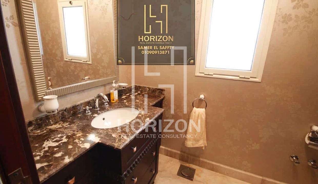 Luxury Villa in Grand Residence Compound New Cairo