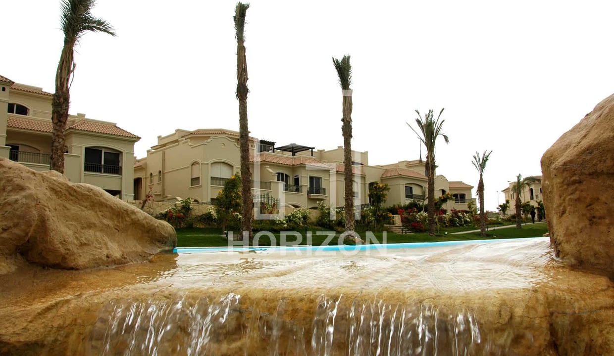 Twin House For Sale in El Patio 1 New Cairo La Vista