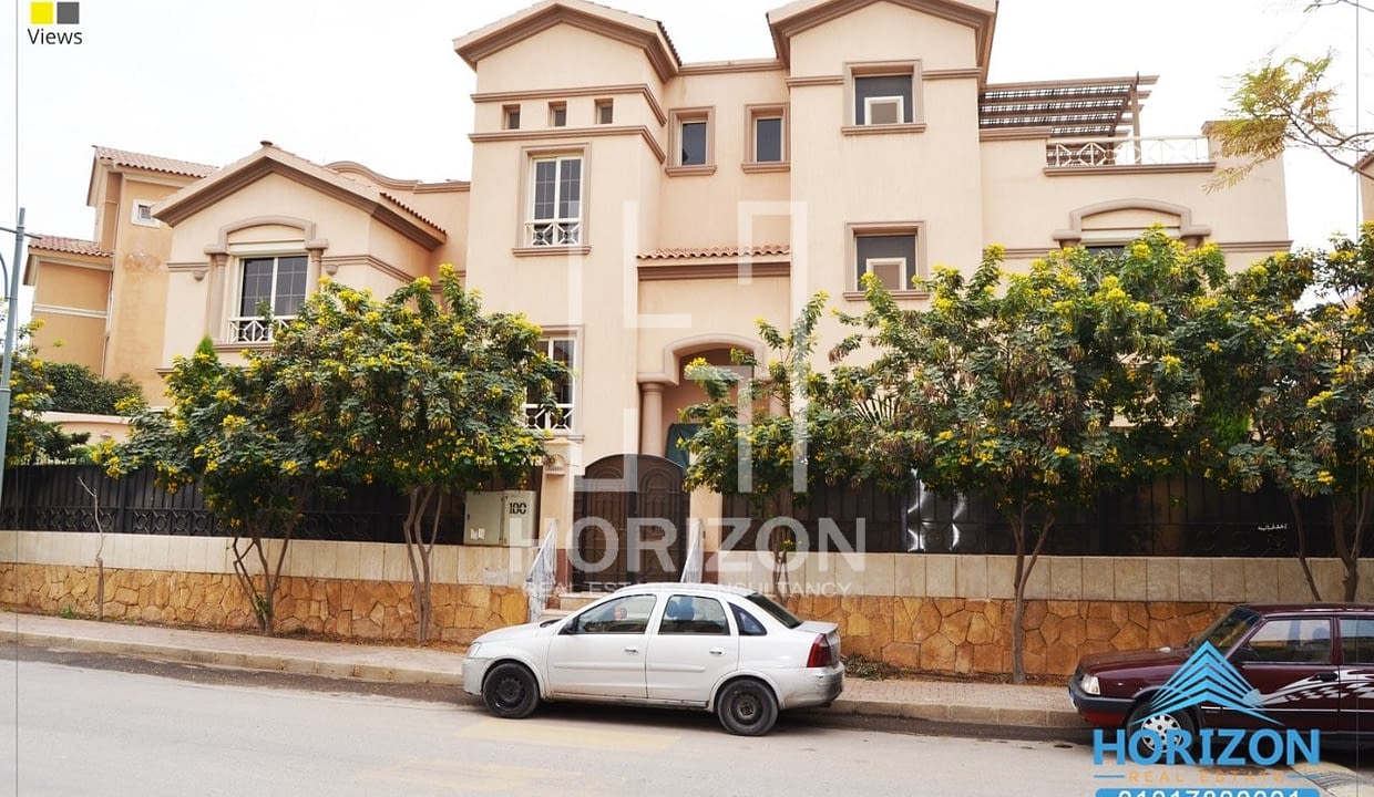 Villa with swimming pool in Katameya Hills New Cairo