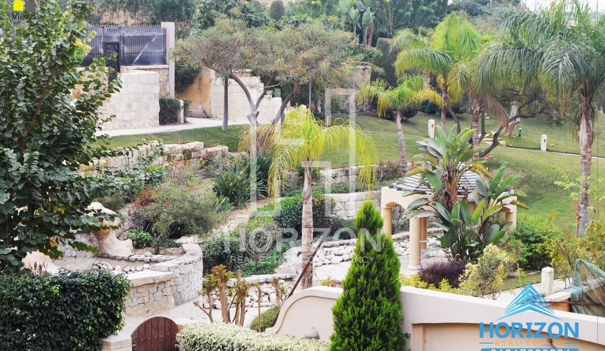 Villa with swimming pool in Katameya Hills New Cairo