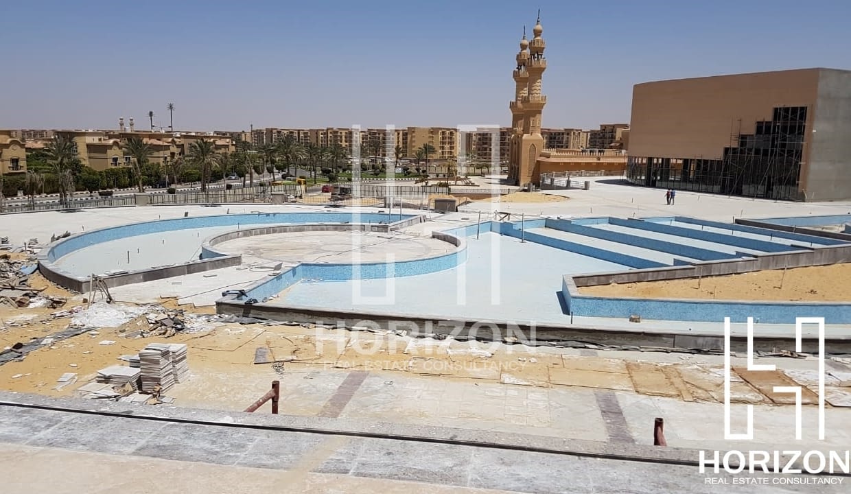 Coffee shop for rent in Avenue Mall Al Rehab City 2