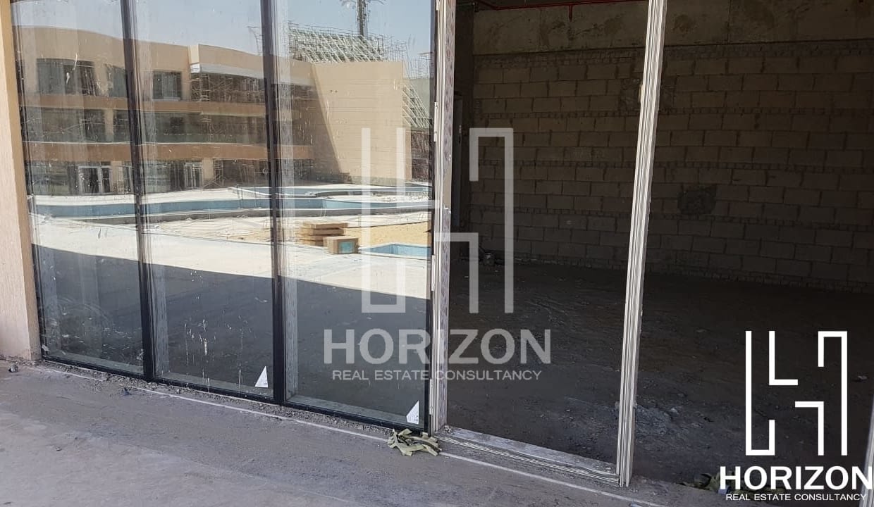 Coffee shop for rent in Avenue Mall Al Rehab City 2