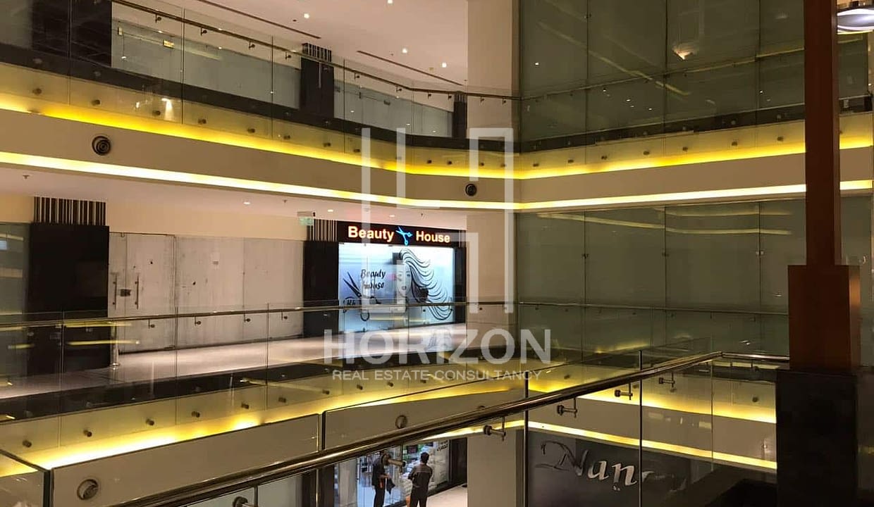 Store for rent in Silver Stare Mall New Cairo