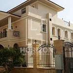 Villa for sale in Maxim compound New Cairo
