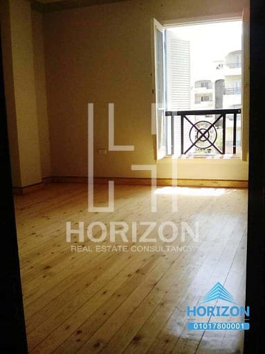 Apartment first floor for sale in Retaj compound New Cairo