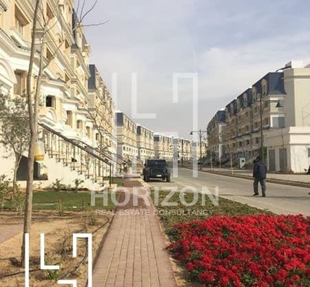 I Villa roof for sale in Mountain View Hyde Park New Cairo
