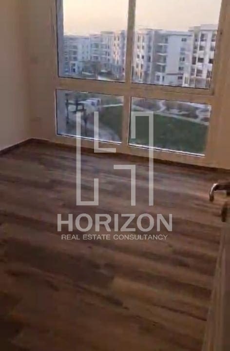 شقة للايجار فى كمبوند هايد بارك القاهرة الجديدة