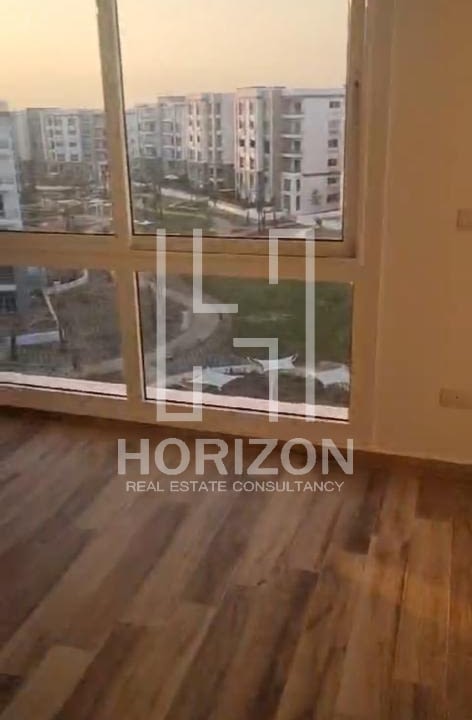 شقة للايجار فى كمبوند هايد بارك القاهرة الجديدة