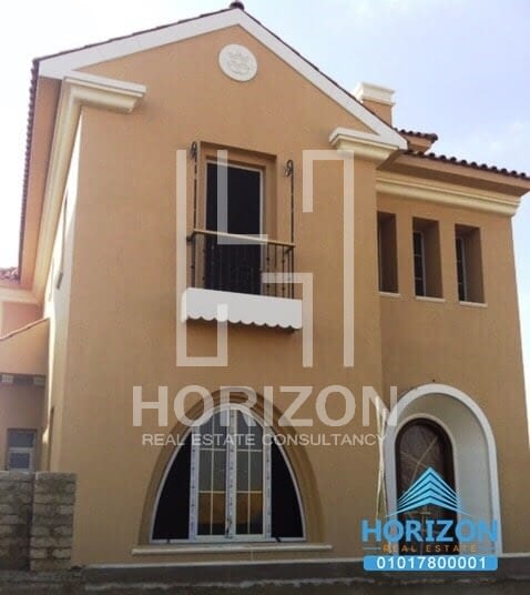 Villa corner for sale in Hyde Park New Cairo