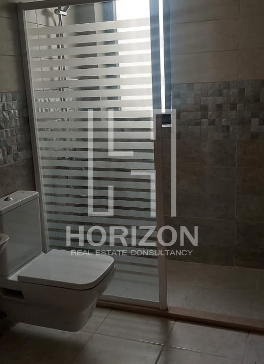 كمبوند ليك فيو ريزيدنس