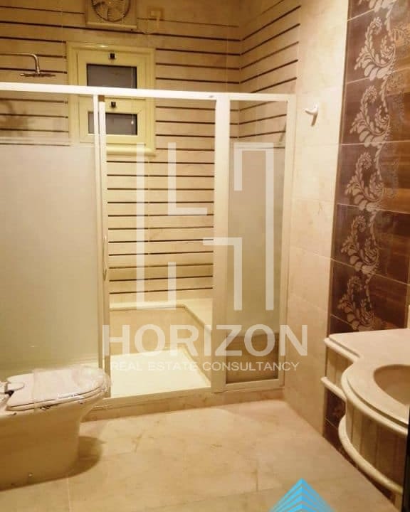 Ground floor for rent in West Golf New Cairo