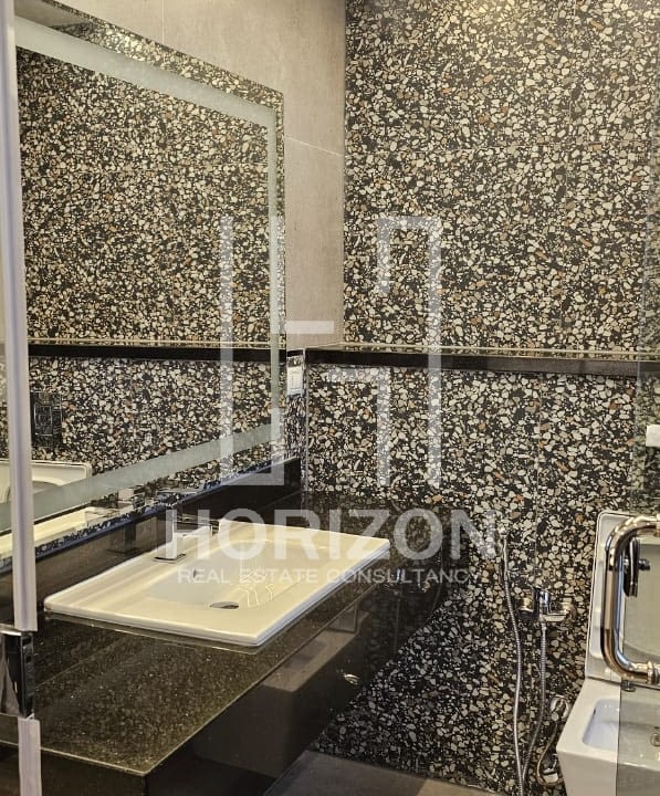 شقه للايجار في كمبوند ايستاون | هورايزن استيت