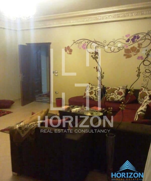 Duplex with garden in First district, 5 Settlements New Cairo